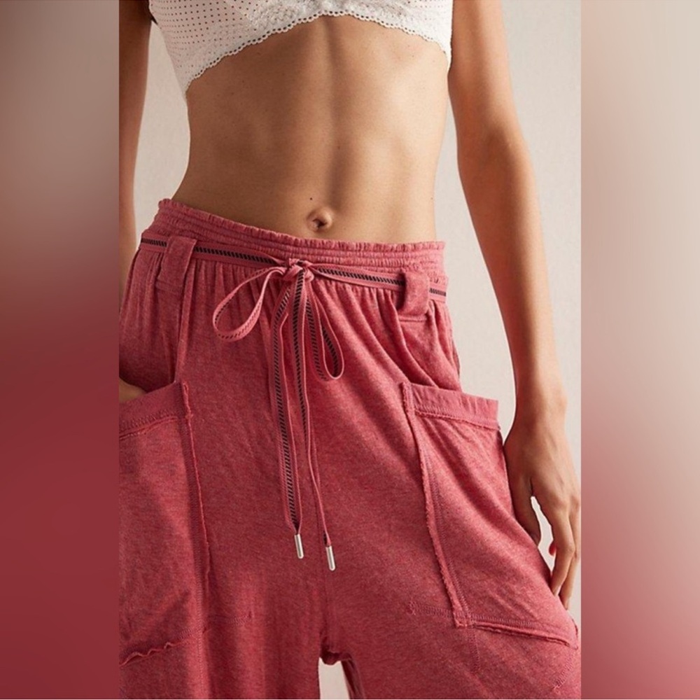 NWT Free People Wait A Minute Barrel Pants Dusty Rose Sz M - Picture 3 of 4